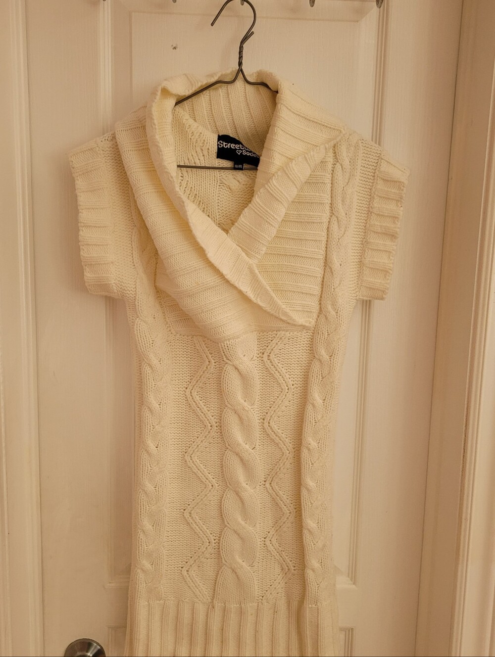 Cable Knit Sleeveless Sweater Dress in Cream
